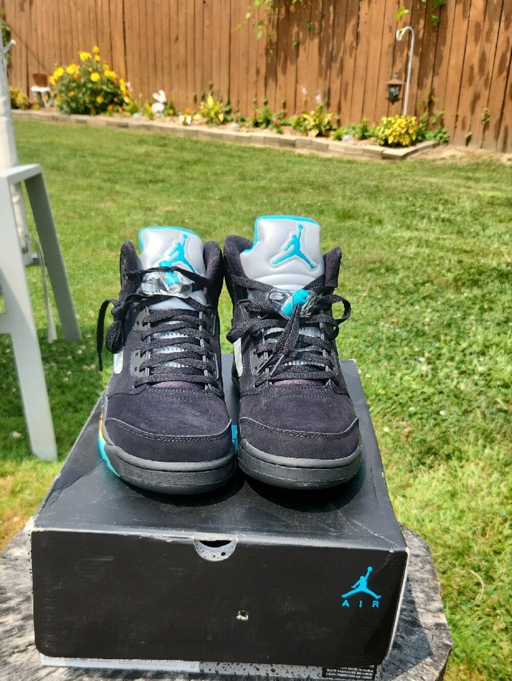 Jordan Retro 5 Sneakers in Black with Teal and Yellow Accents - Picture 4 of 6